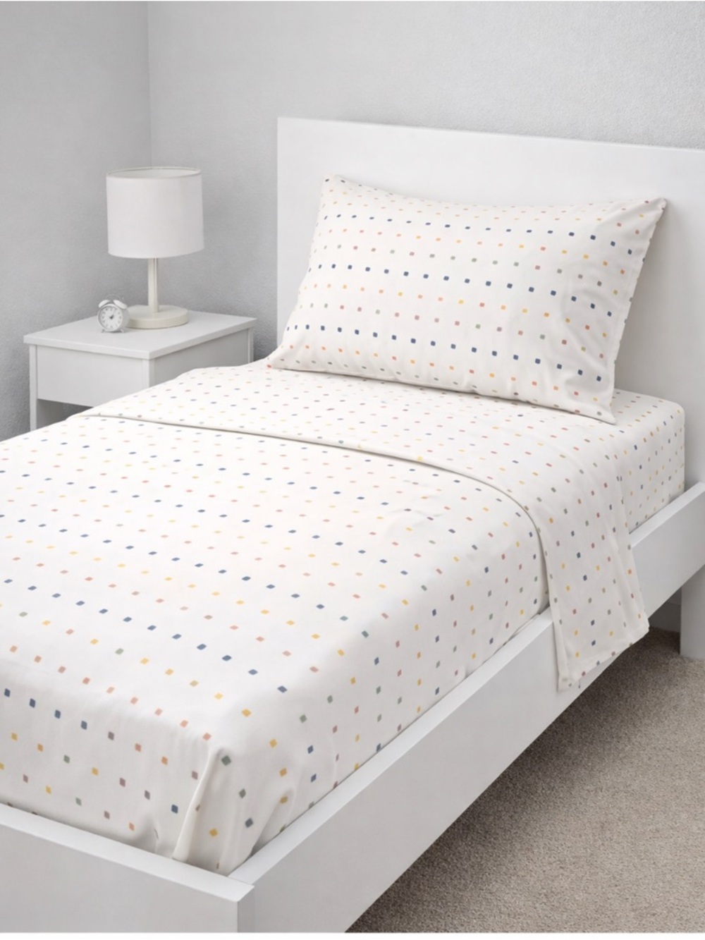 Room Essentials Microfiber Sheet Set - Cream with Colorful Squares